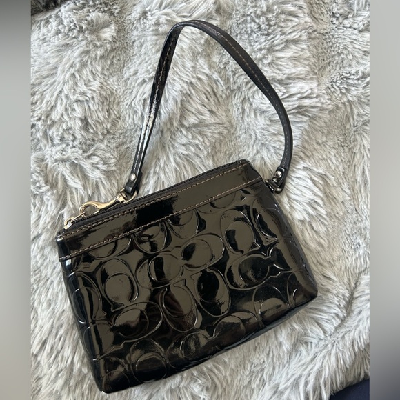 Coach Black Patent Leather Wristlet - Picture 6 of 11